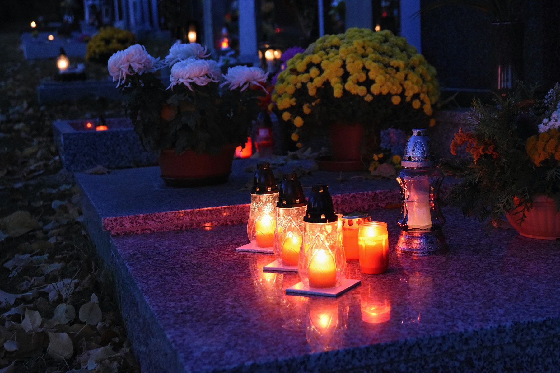 Elmossa az eső a mindenszenteket? Egész Magyarország várta a meteorológusok bejelentését