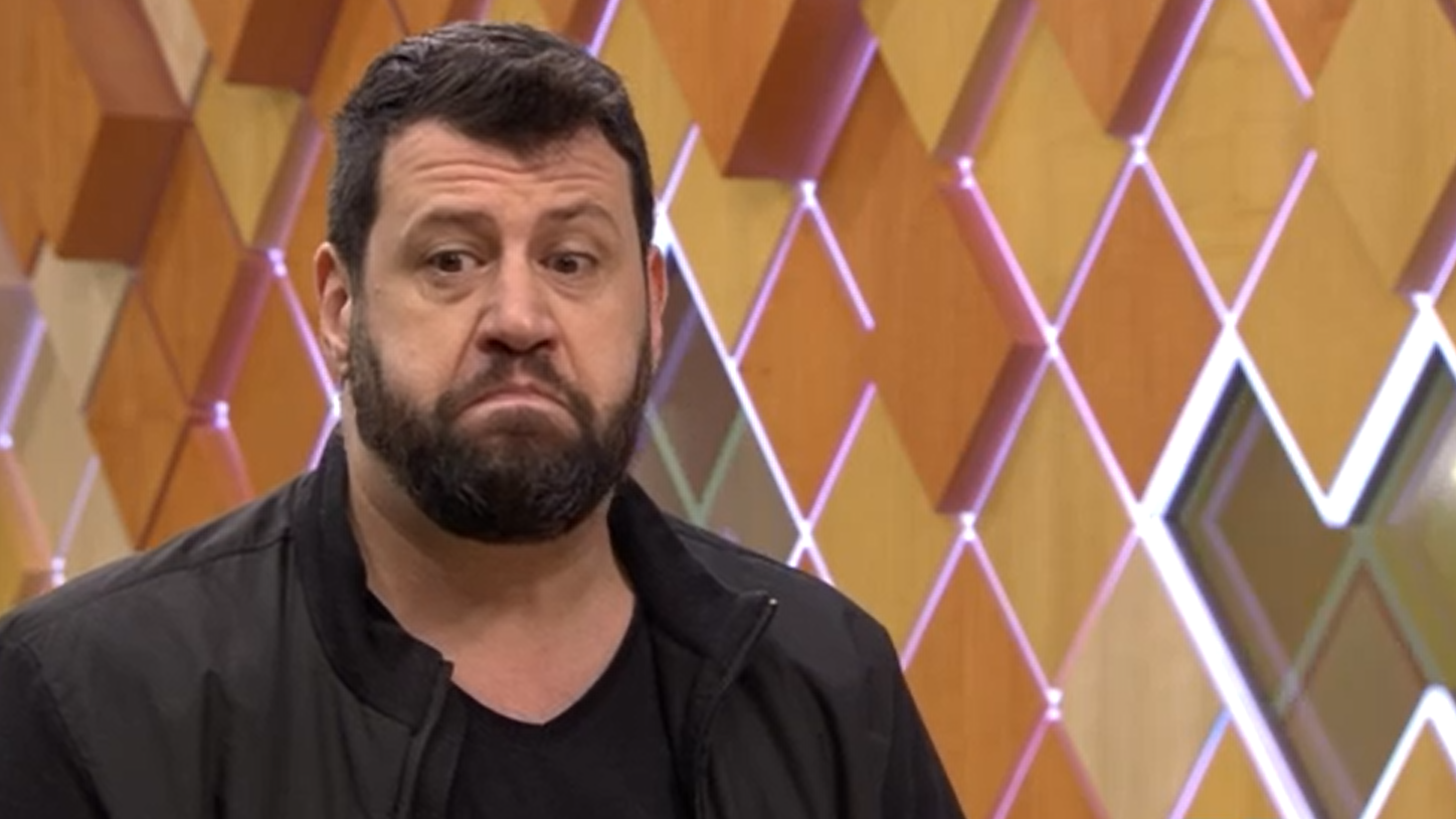 Puzsér durván nekirontott Sebestyén Balázsnak az élő adásban, az ország kritikusát nem hatották meg a műsorvezető emelkedett szavai