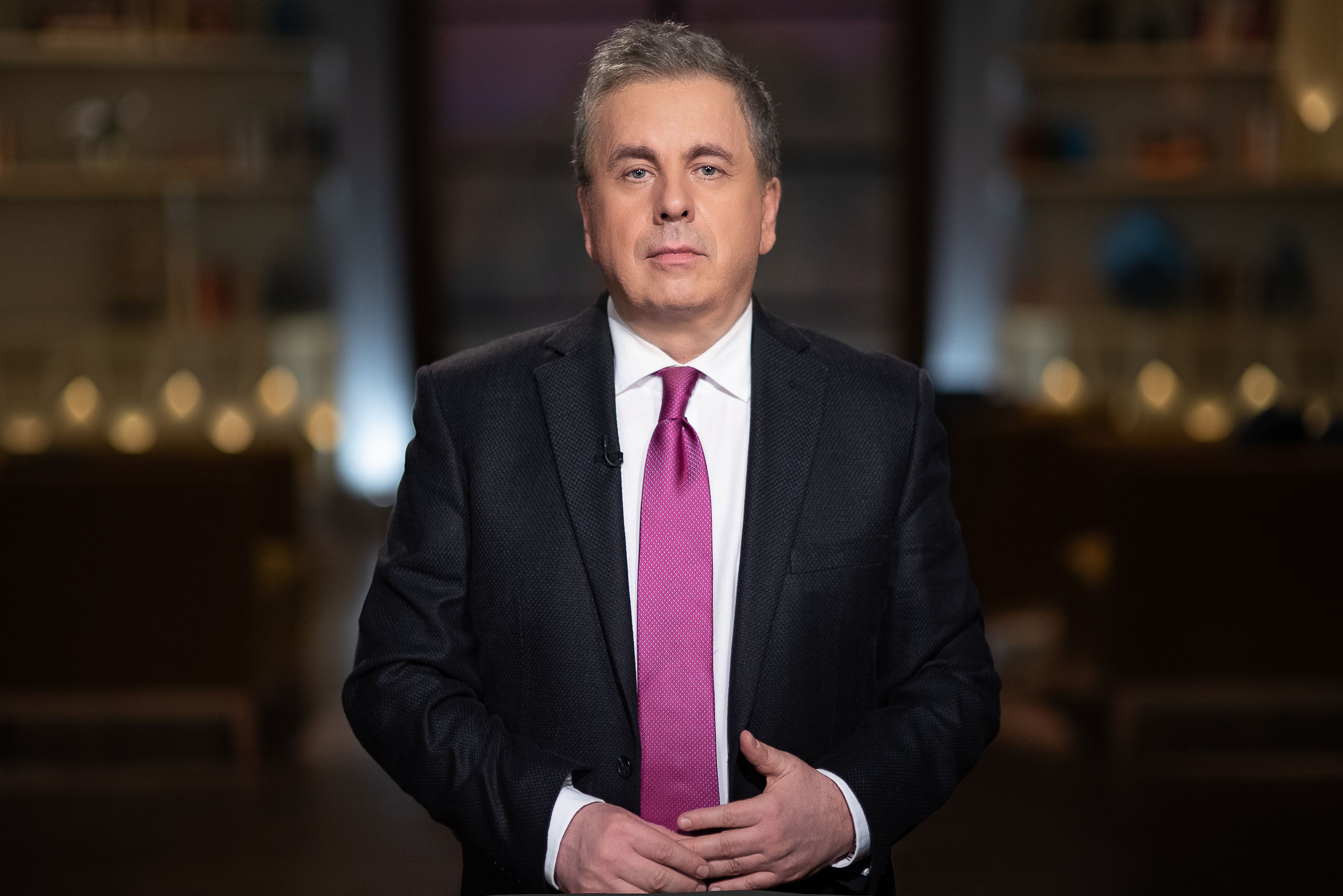 Friderikusz Sándor sem bírta ki nevetés nélkül, saját műsorában kacagott Magyarország legfurcsább nevein