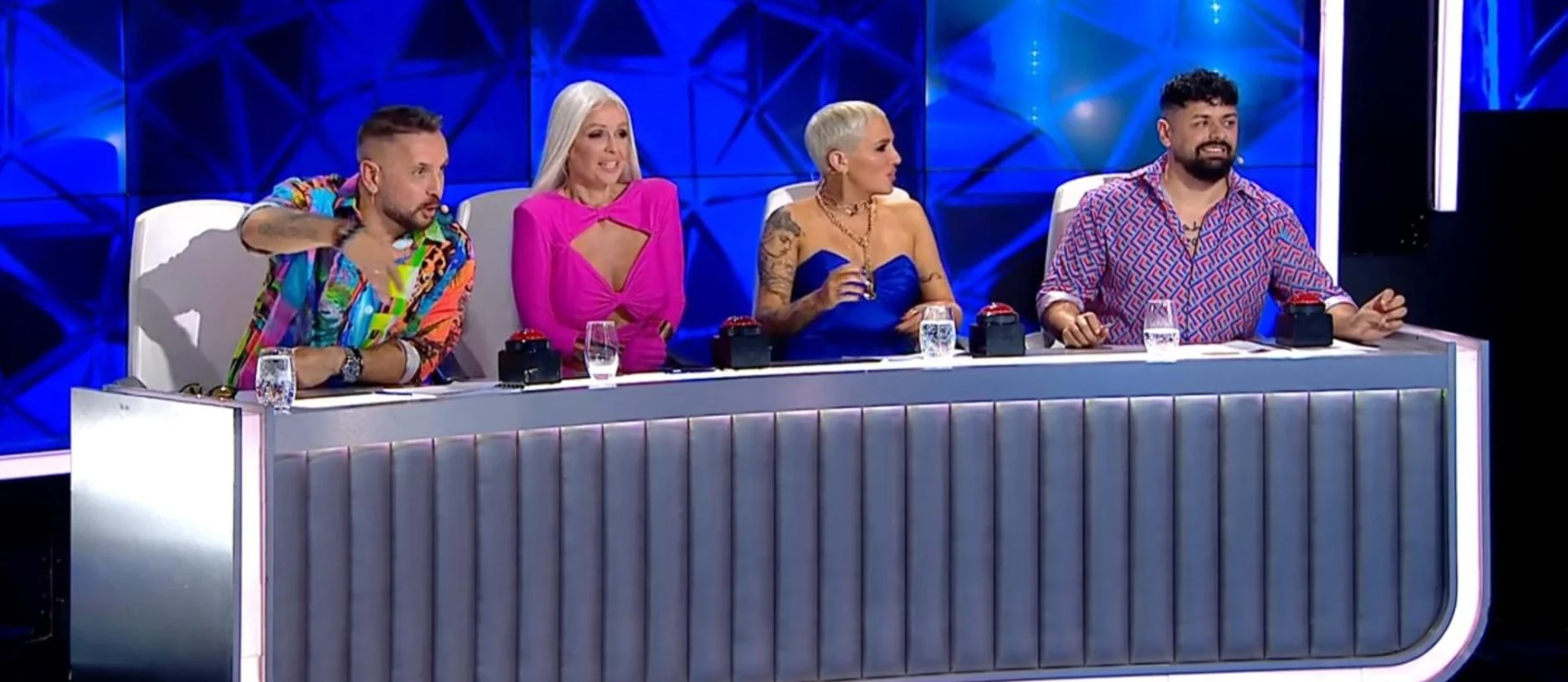 Élő adásban példátlan dolog történt a Sztárban sztár leszek! című műsorban, igazán vicces pillanatoknak lehettek tanúi a nézők