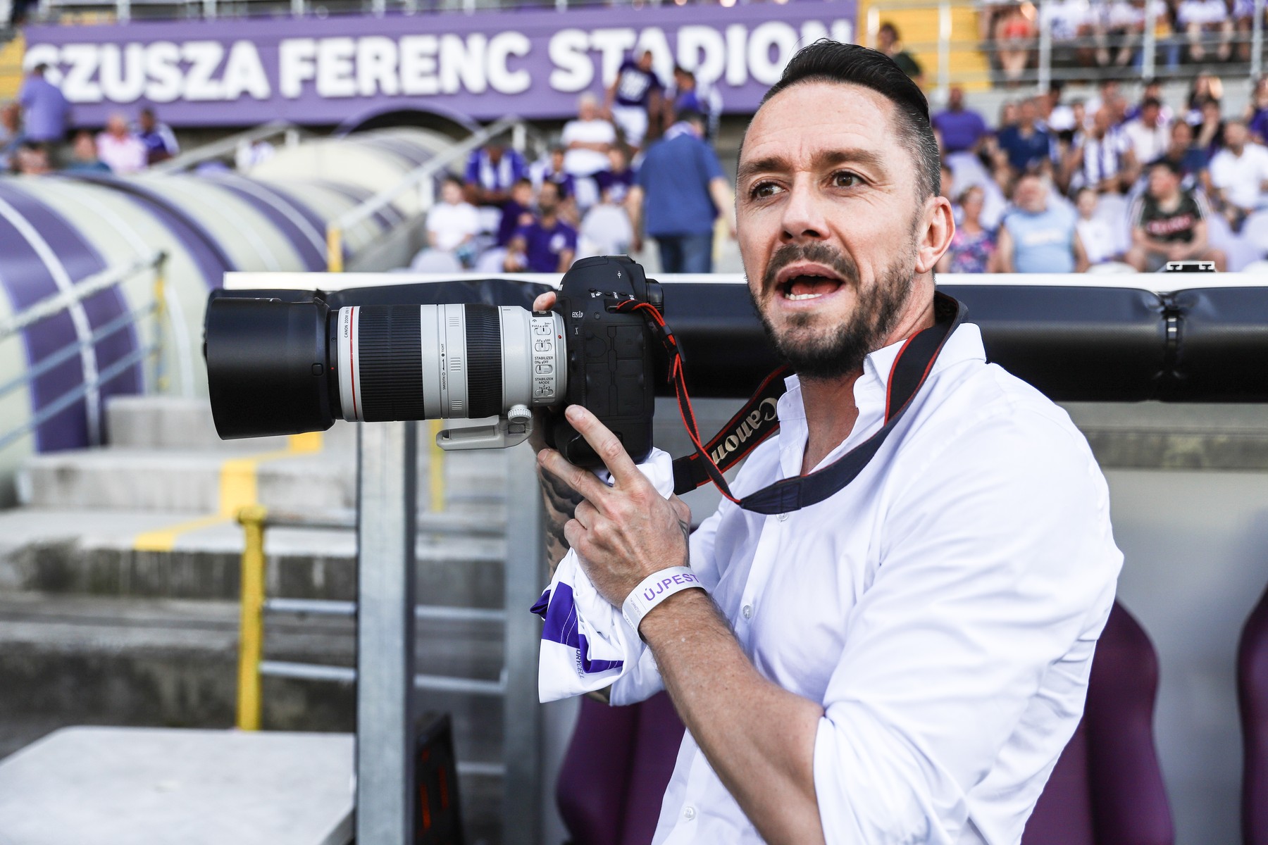 Kabát Peti megmutatta magazinba illő, grandiózus otthonát: itt piheni ki a brutális padlóra küldést az exfocista