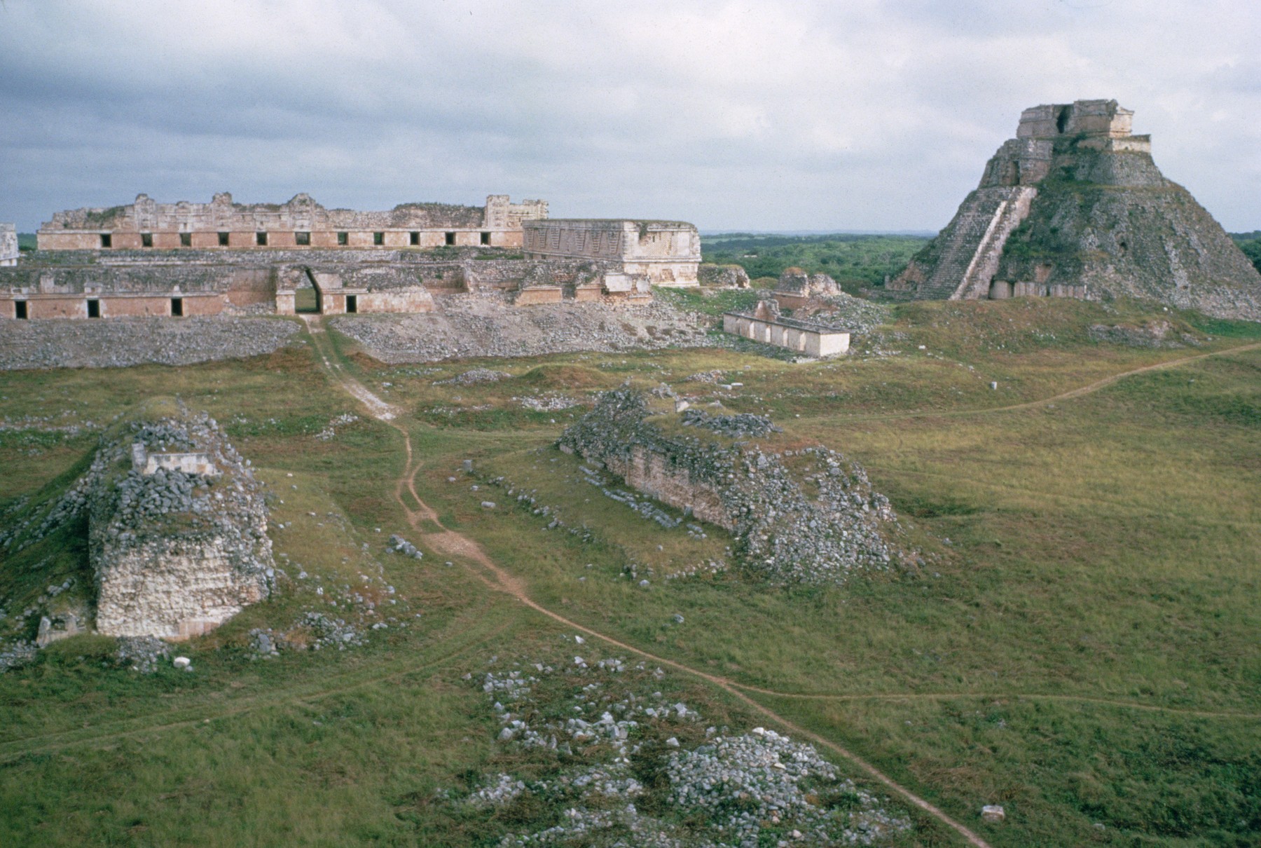 Brutális dolgot találtak az azték piramisoknál, azonnal a föld alá temették évszázadokra
