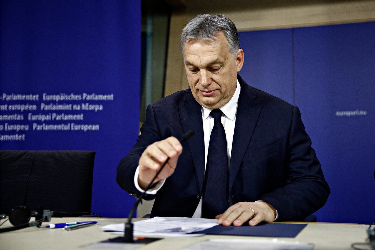 Orbán Viktor leteszi a lantot, közölte melyik nap fejezi be a munkát