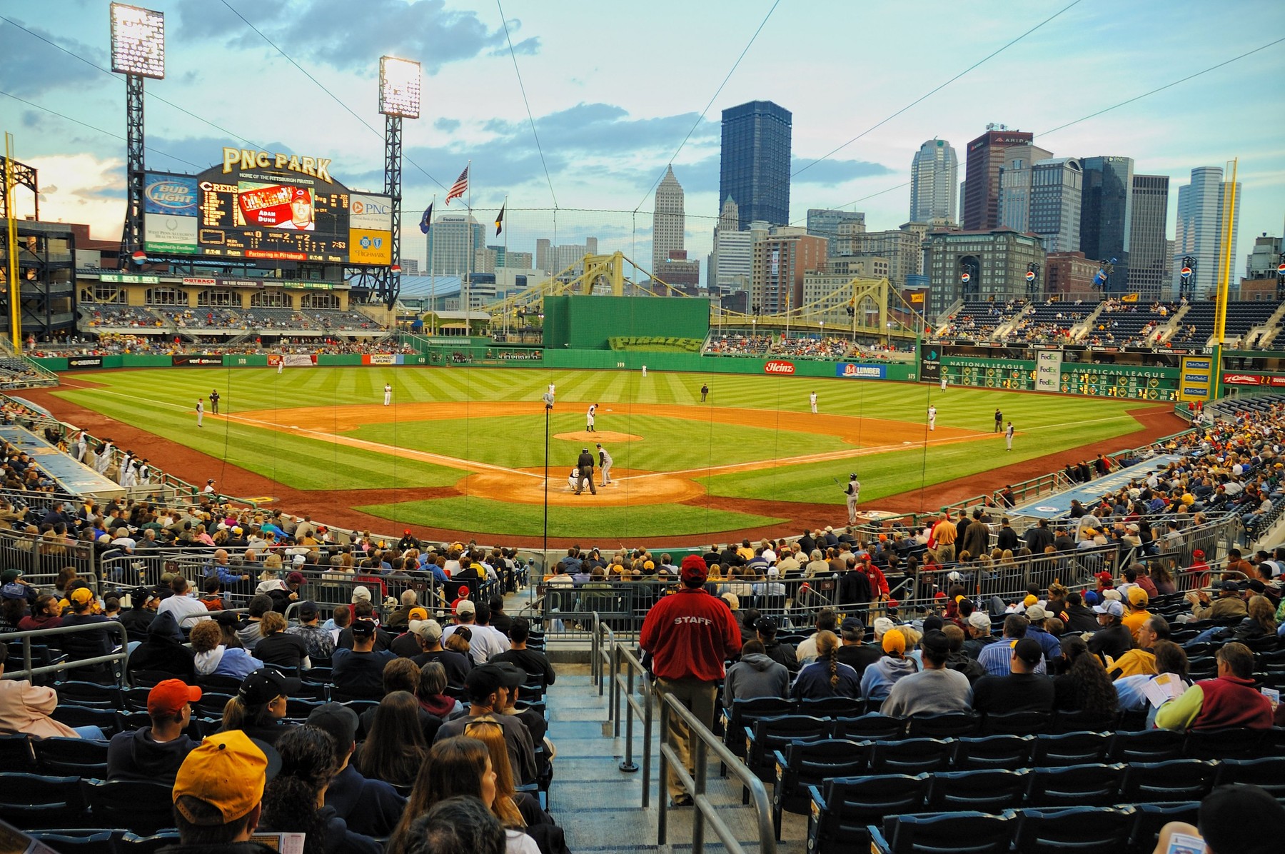 Megvadult tízezrek egy magyar szót üvöltöznek Amerikában, elfogynak a szavak a zseniális történet kapcsán