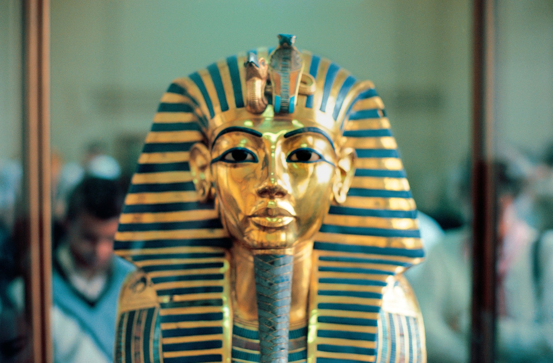 Sokkoltak a tudósok, az egyiptomi piramisoknál olyan jeleket találtak az egyik szarkofágon, amely megzavarta a szakembereket