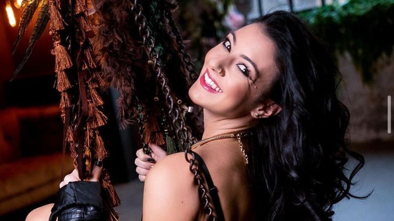 Máris új férfira vágyik a Dancing with the Stars csinos táncosnője? Dögös mellei láttán mindenkinek tátva maradt a szája