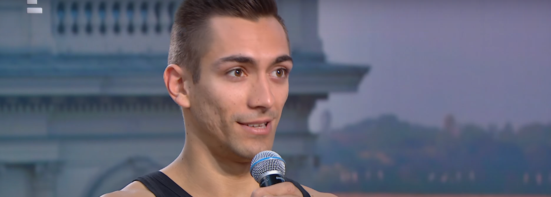 A Fricskás szépfiú bekeményített és az asztalra csapott: Tóth Gabi kedvese keresetlen szavakkal üzente meg a népnek, hogy elég volt