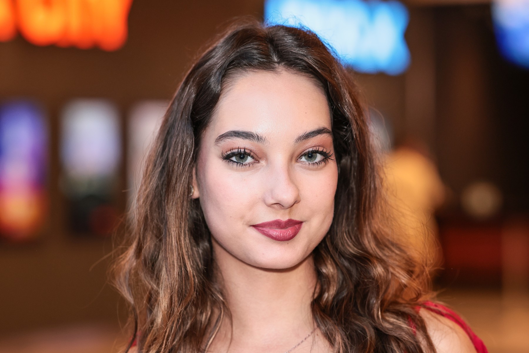 Átlátszó csipkeruhában villantott bombatestet a Dancing with the Stars szexi sztárja, ennél dögösebb szettben is várhatná a 2024-es esztendőt