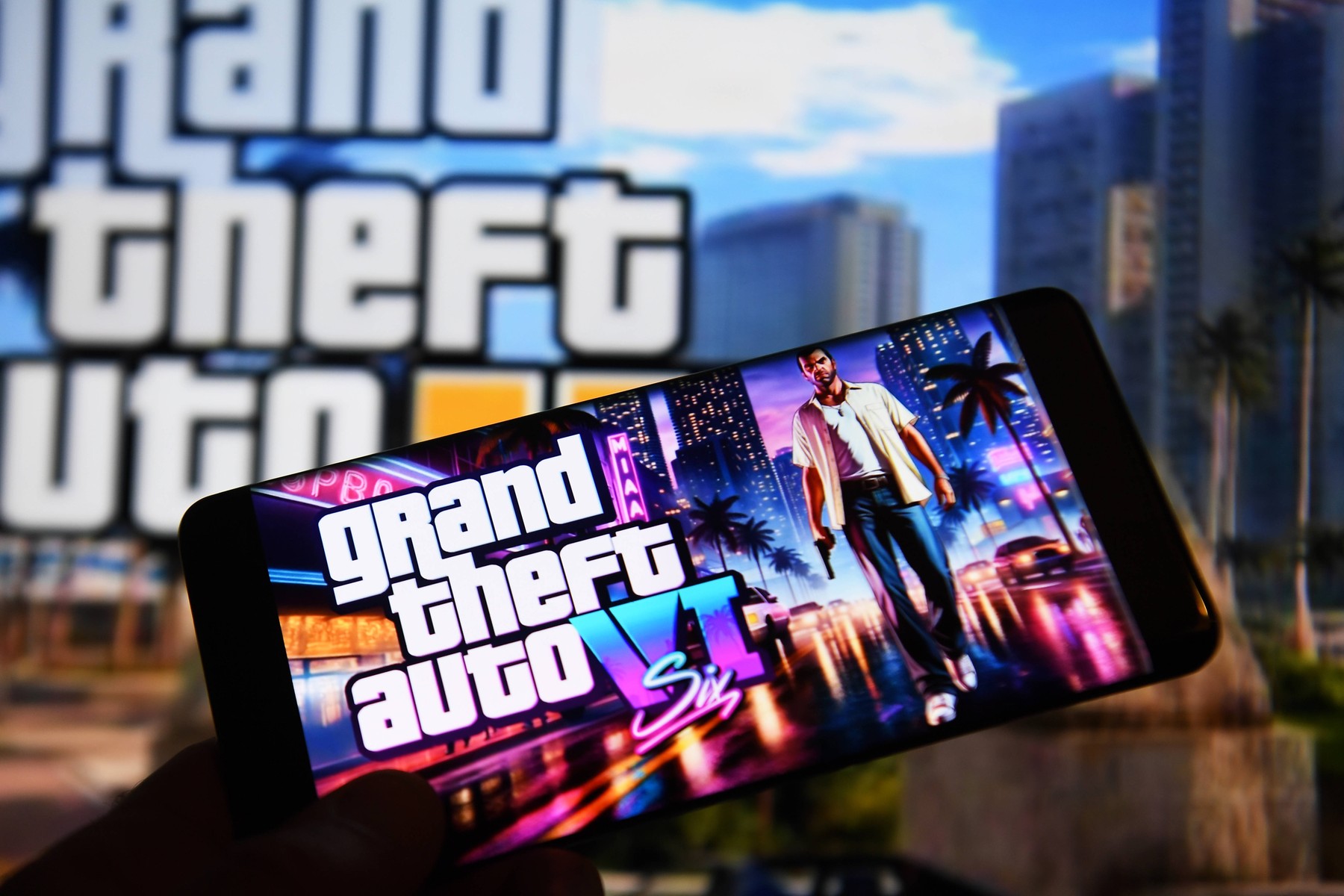 Donald Trump gépfegyverrel vonult utcára és rátámadt a söpredékre, fegyverropogástól lesznek hangosak Amerika utcái?