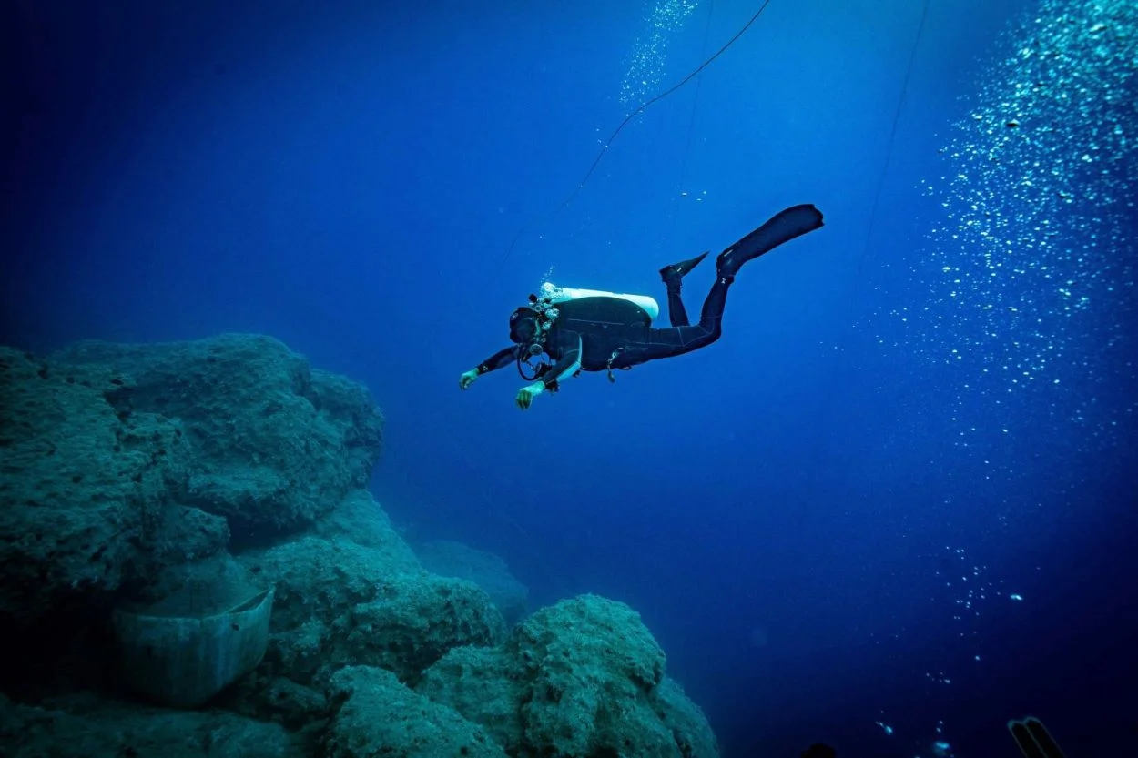 Hihetetlen dolgot találtak a kutatók a magyarok által is közkedvelt strand partjainál, lehet, hogy felette úszkáltál?