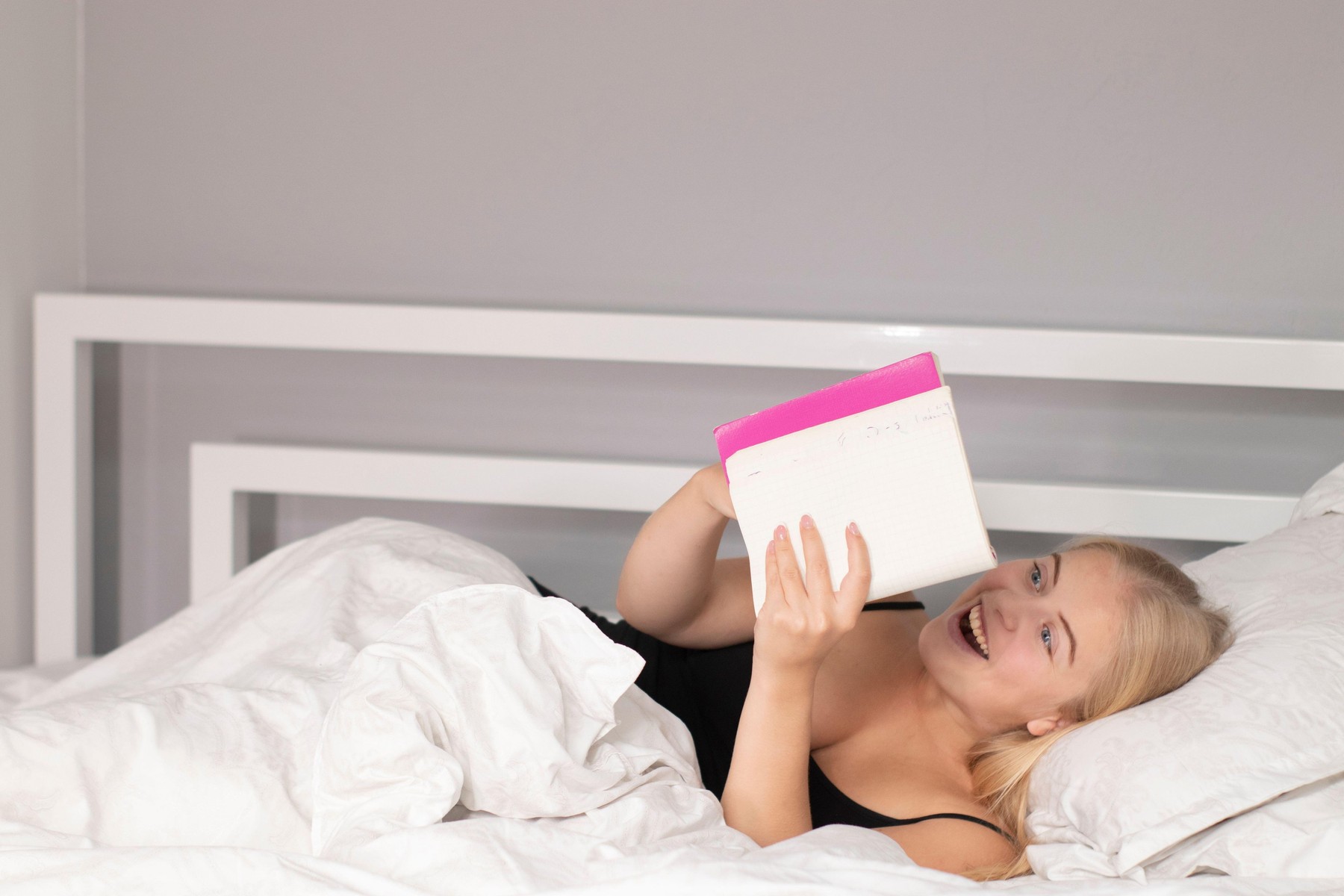 Kinyitottam a férjem táskáját megtaláltam a naplóját: fellapoztam, majd azonnal visszaköltözem a szüleimhez