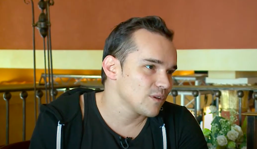 Kopaszodó felnőtt férfi lett a Barátok Közt tinije, akiért megvesztek a lányok, így néz ki most Dósa Mátyás