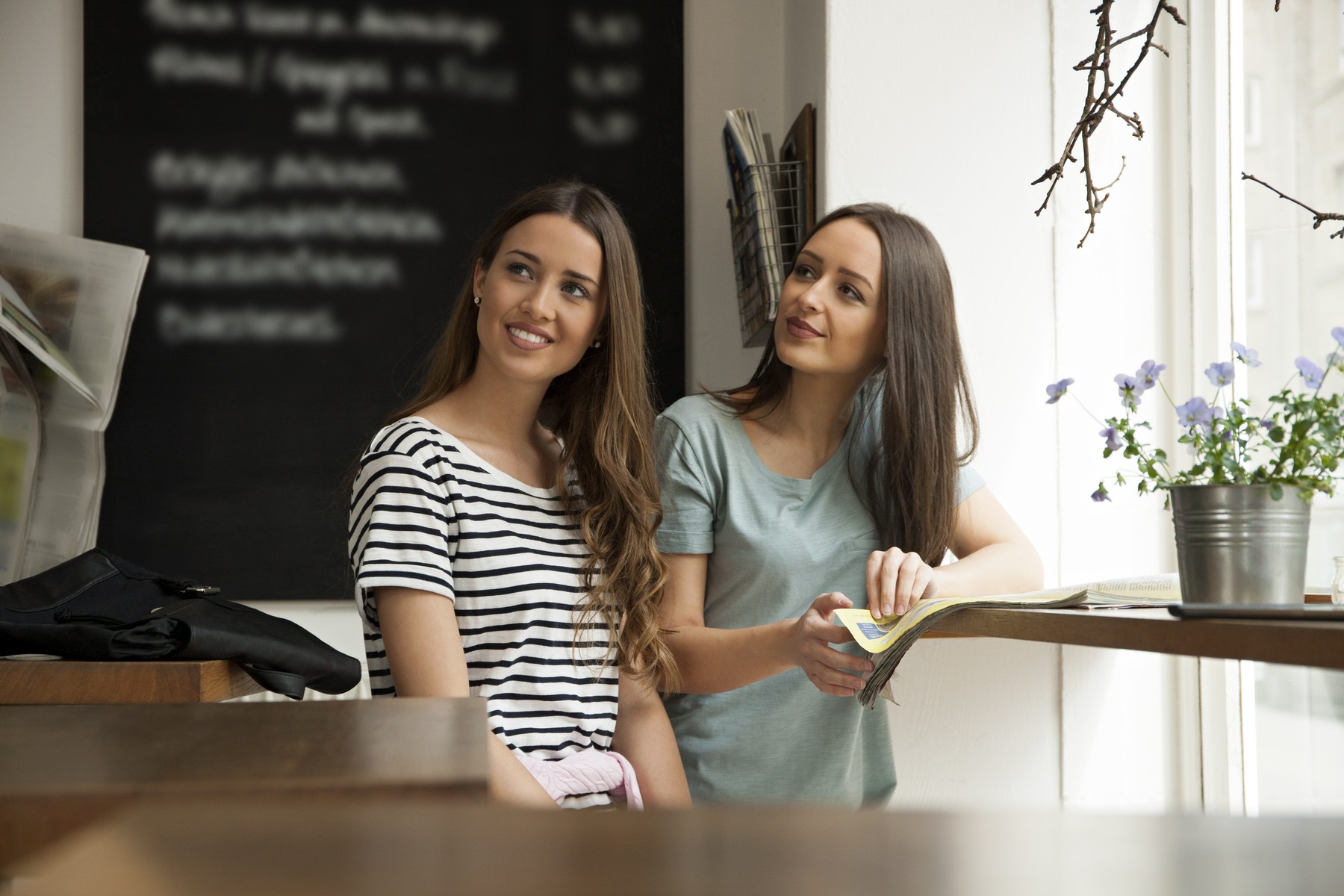 A barátnőim leültettek és mondtak valamit a pasimról: most nem tudom eldönteni, hogy őket ejtsem vagy a páromat