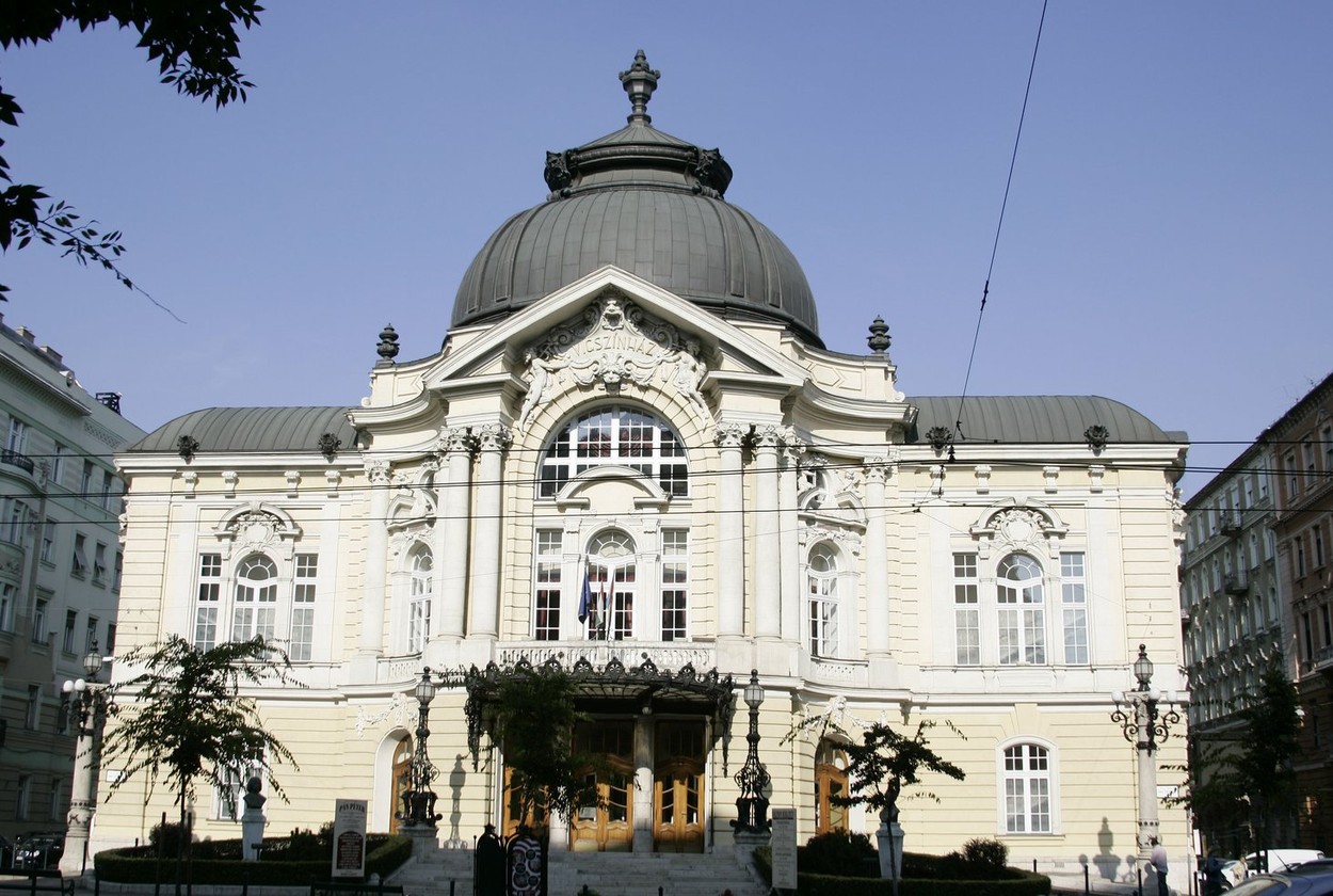 Csak a helyszínre érve döbbensz rá, hogy palira vettek: már többezer magyar dőlt be az aljas átverésnek