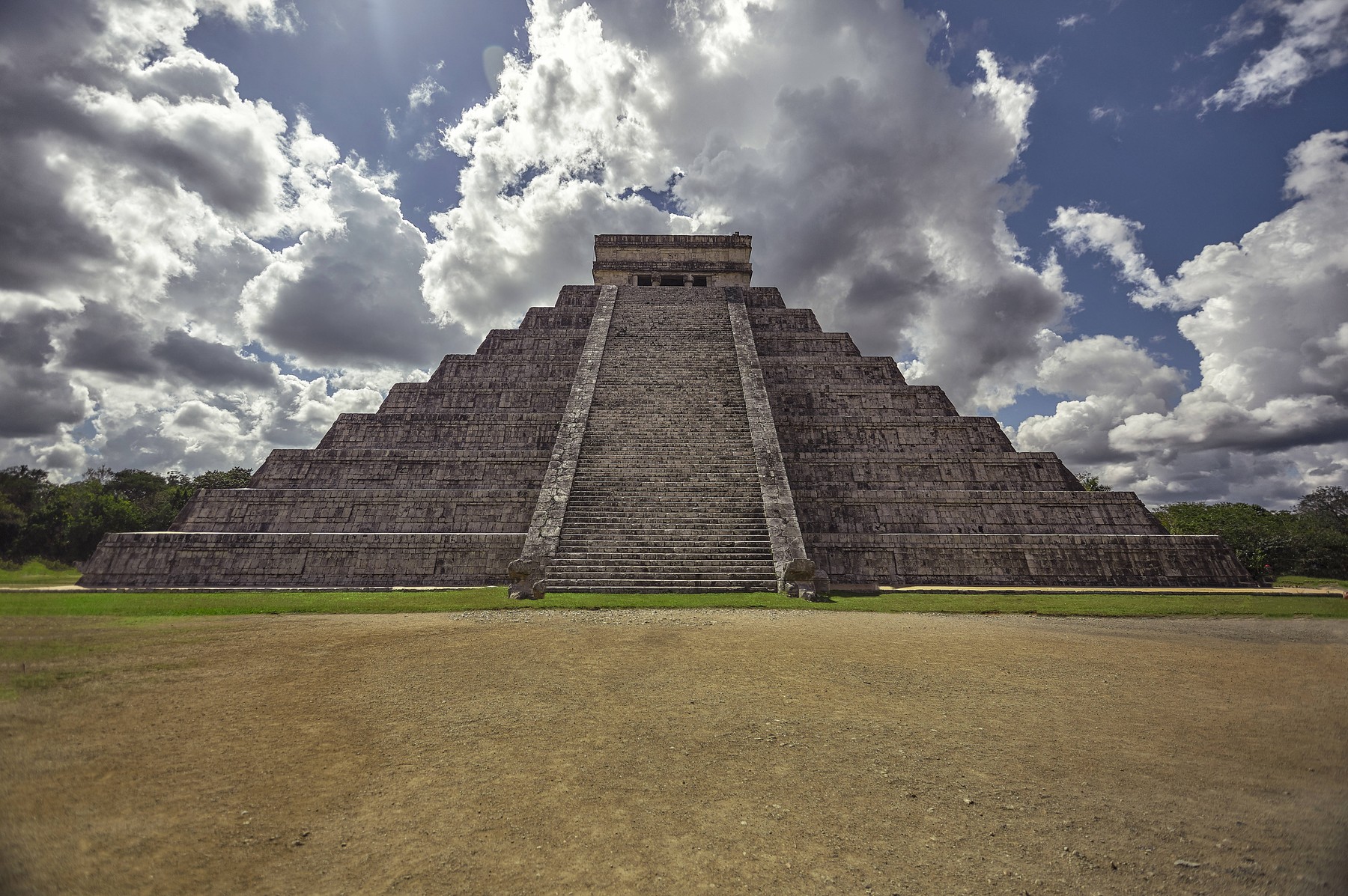 The grave robbers didn't touch it either, as they found amazing remains in the Mayan pyramid