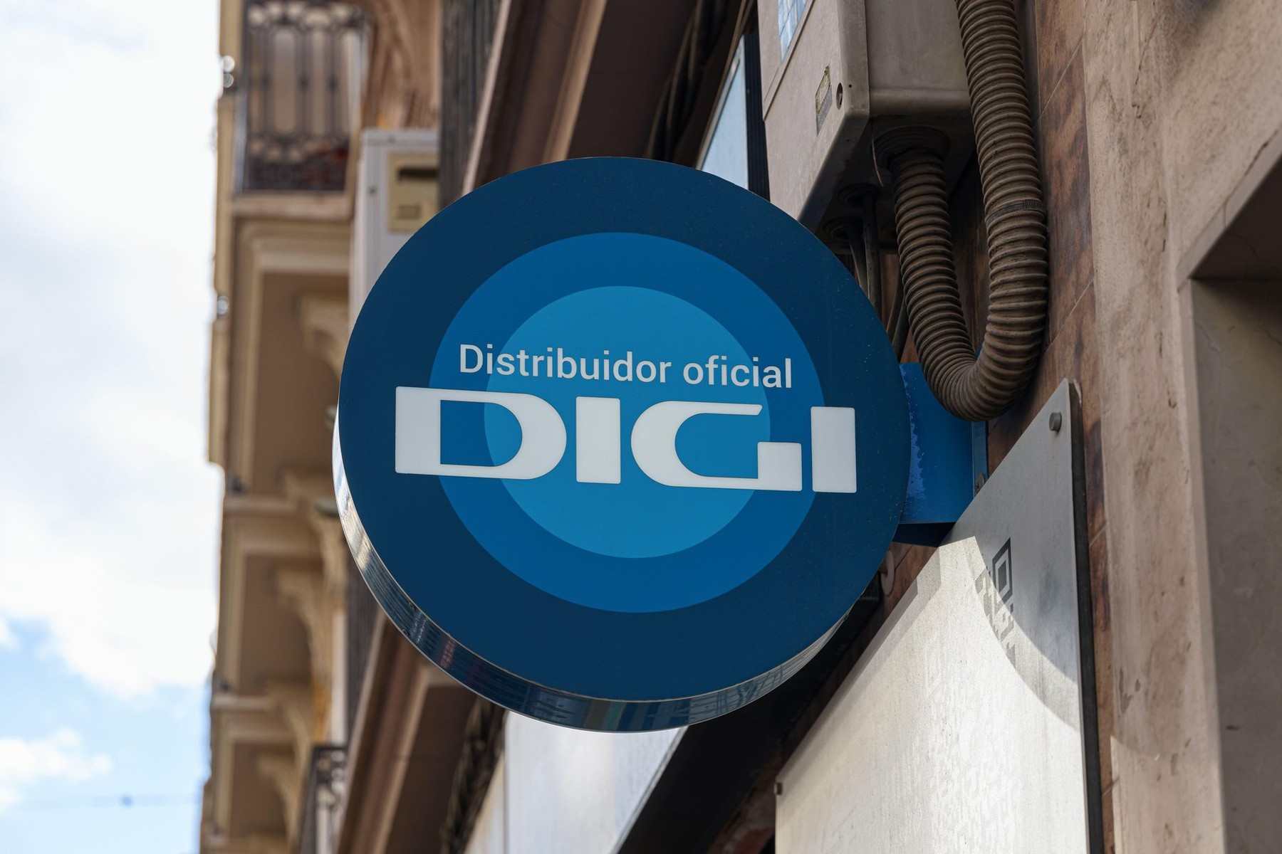 Átverték a DIGI ügyfeleit, belehazudtak az emberek arcába