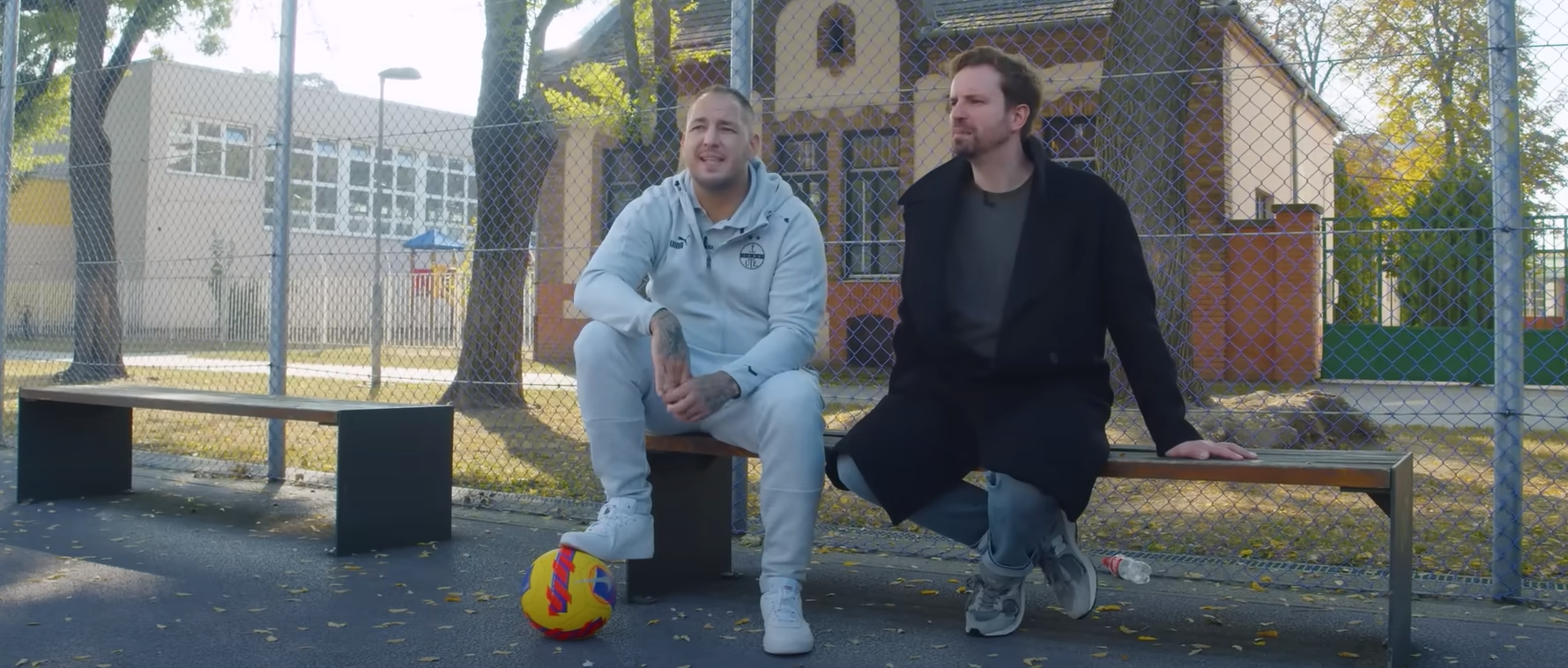 Curtis lesöpörte az asztalról a tüntetés szervezőit: esélyük sincs a rapper kemény szavaival szemben