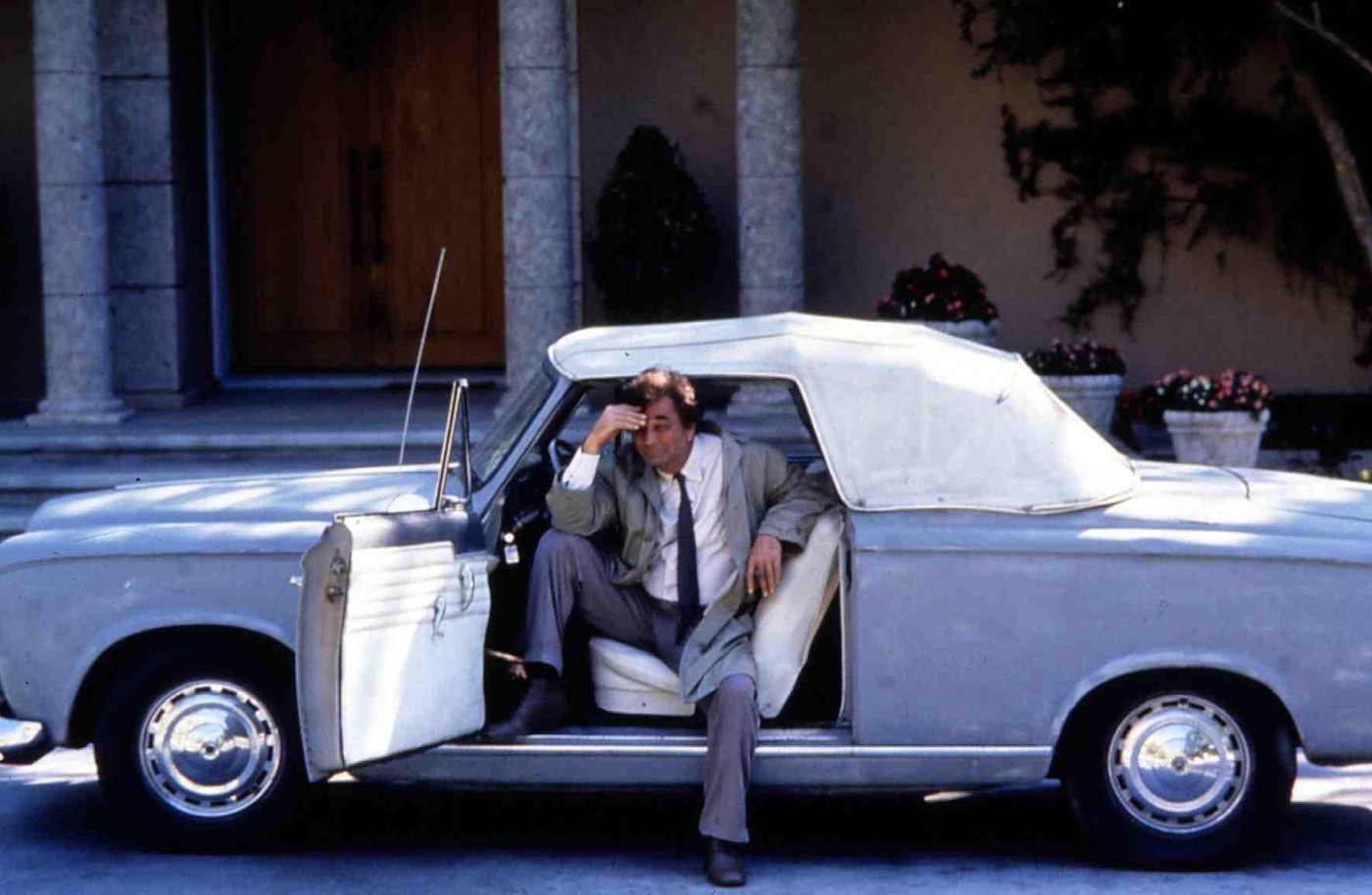 Fény derült a Columbo-sorozat legnagyobb rejtélyére, a rajongók végre megtudhatják az igazságot Peter Falk legendás figurájáról