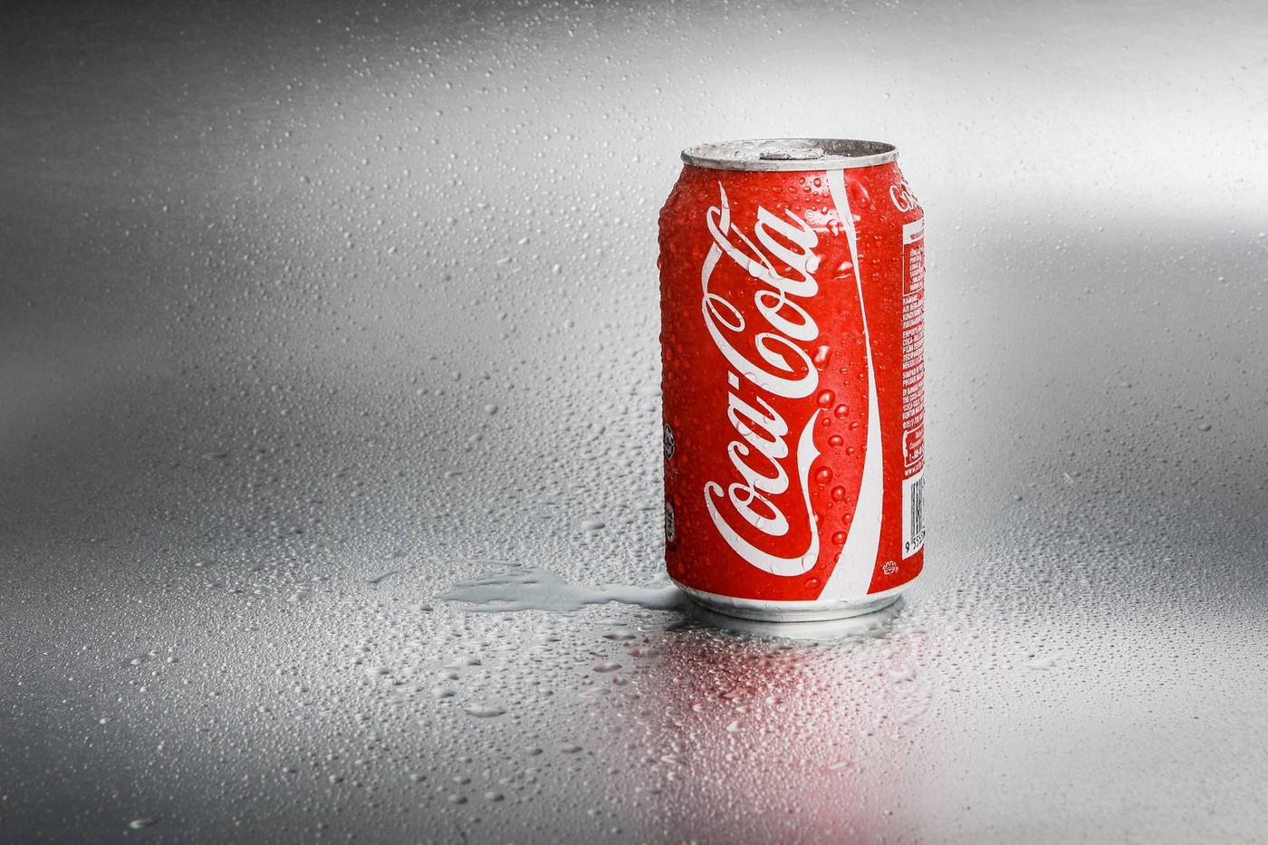 Tudod, miért piros a Coca-Cola valójában? Ledöbbensz, ha megtudod