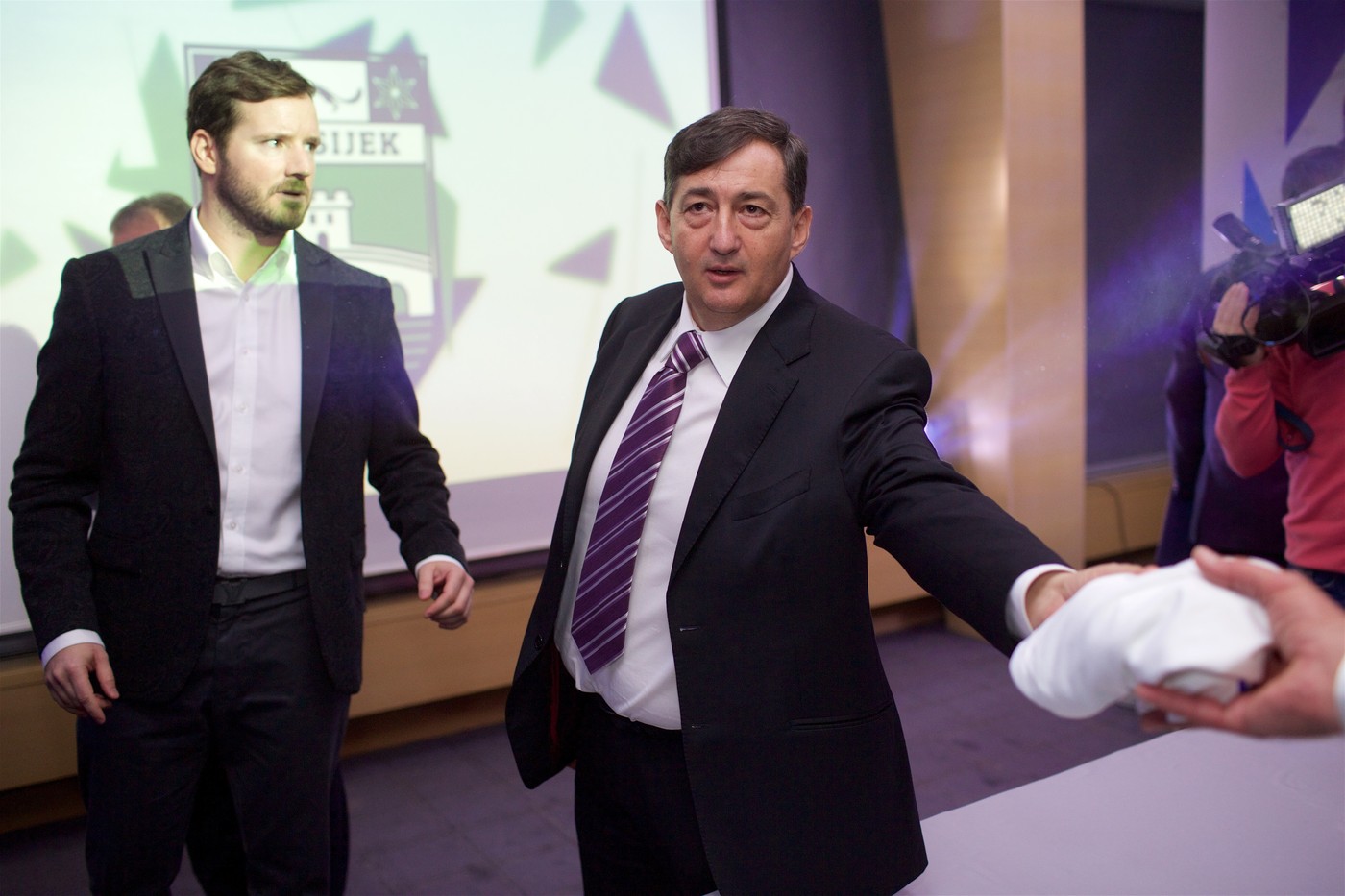 Mészáros Lőrincen röhög egész Magyarország, a milliárdost még sohasem láthattuk ilyen előnytelen külsővel