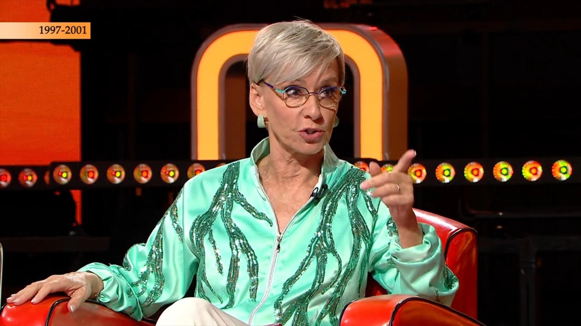 Jakupcsek Gabriella több tízmillióért osztja az észt, a műsorvezetőnő rengeteg guriga ezressel pózolt