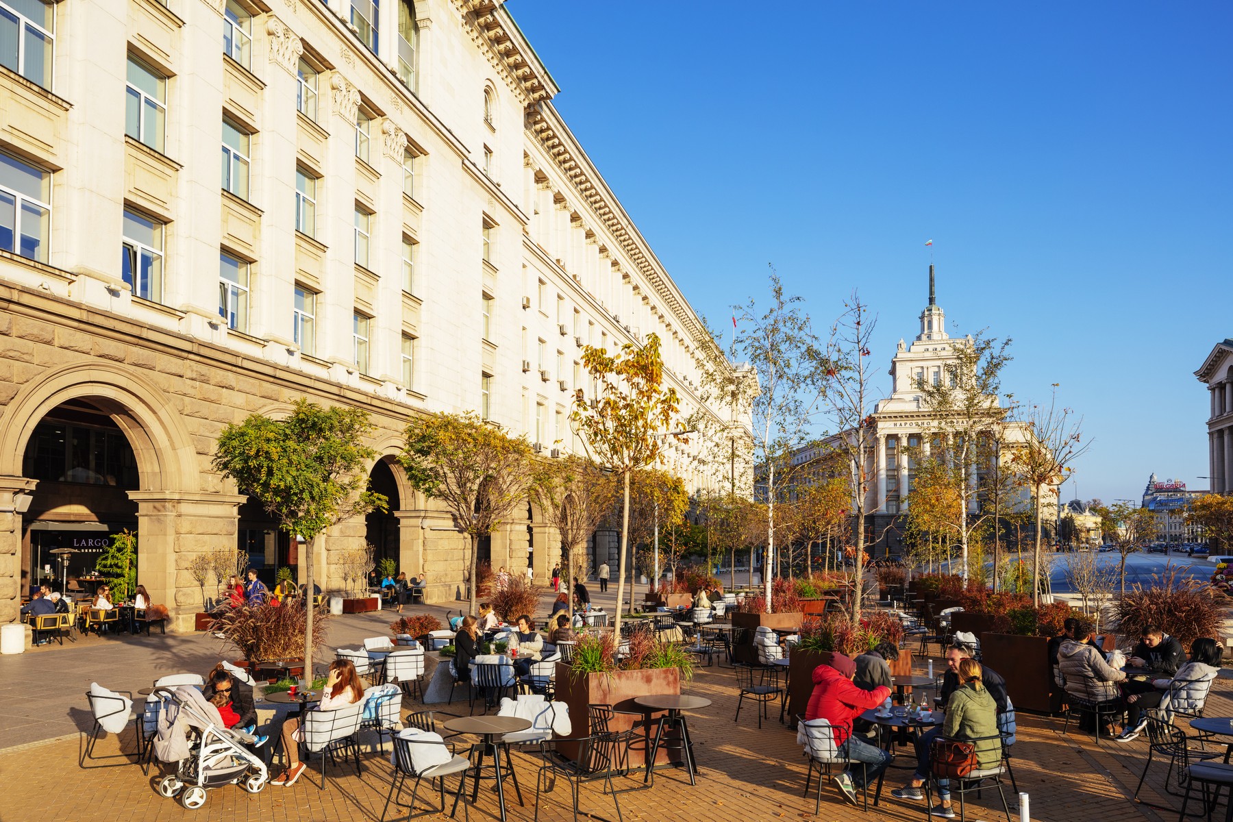 Kevesebb mint 6 ezer forintért repülhetsz el Európa egyik legszebb városába: a magyarok új kedvenc országában található a csodás úticél