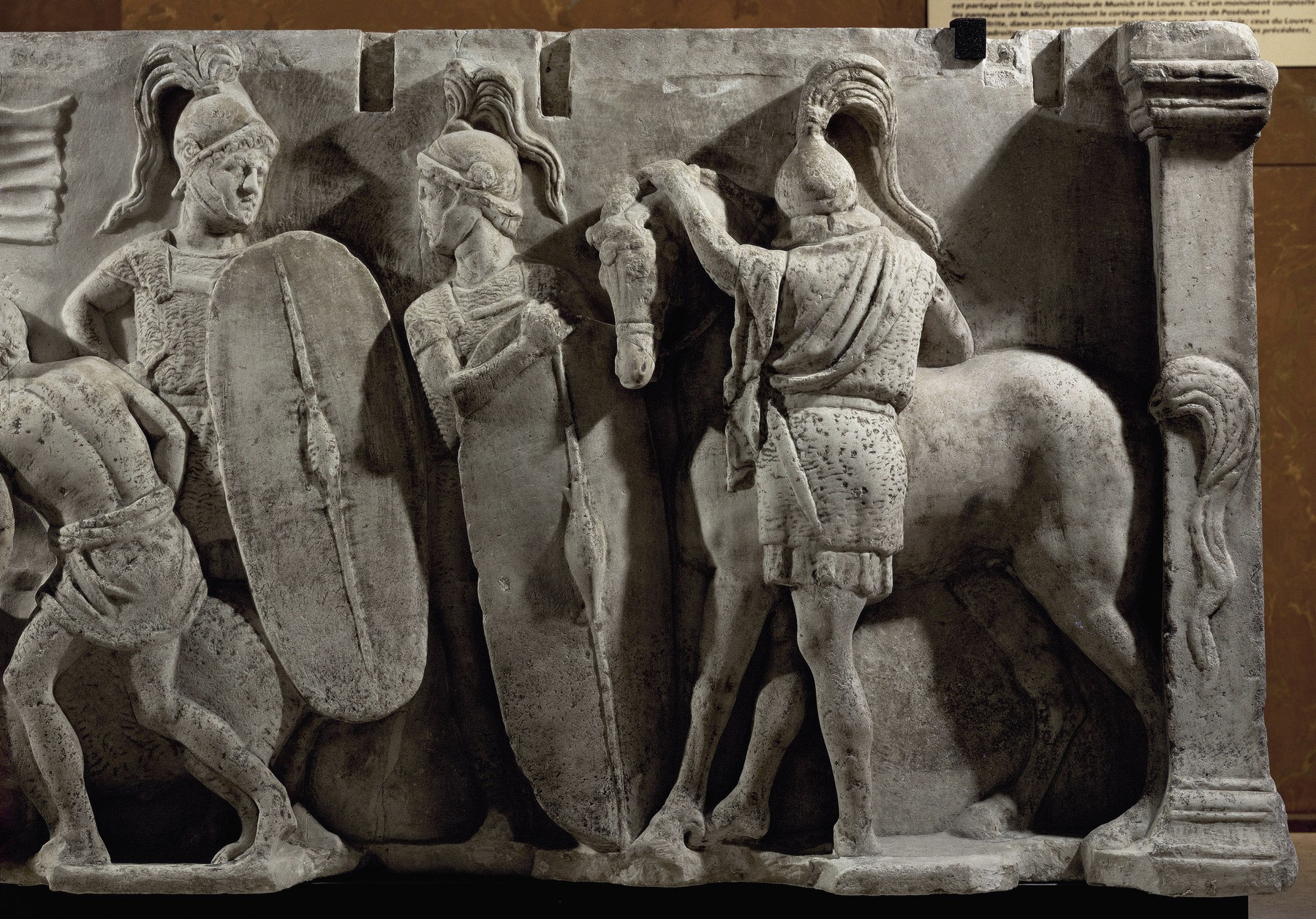 Férfiak és nők meghökkentő pózokban szerepelnek több ezer éves római pénzeken