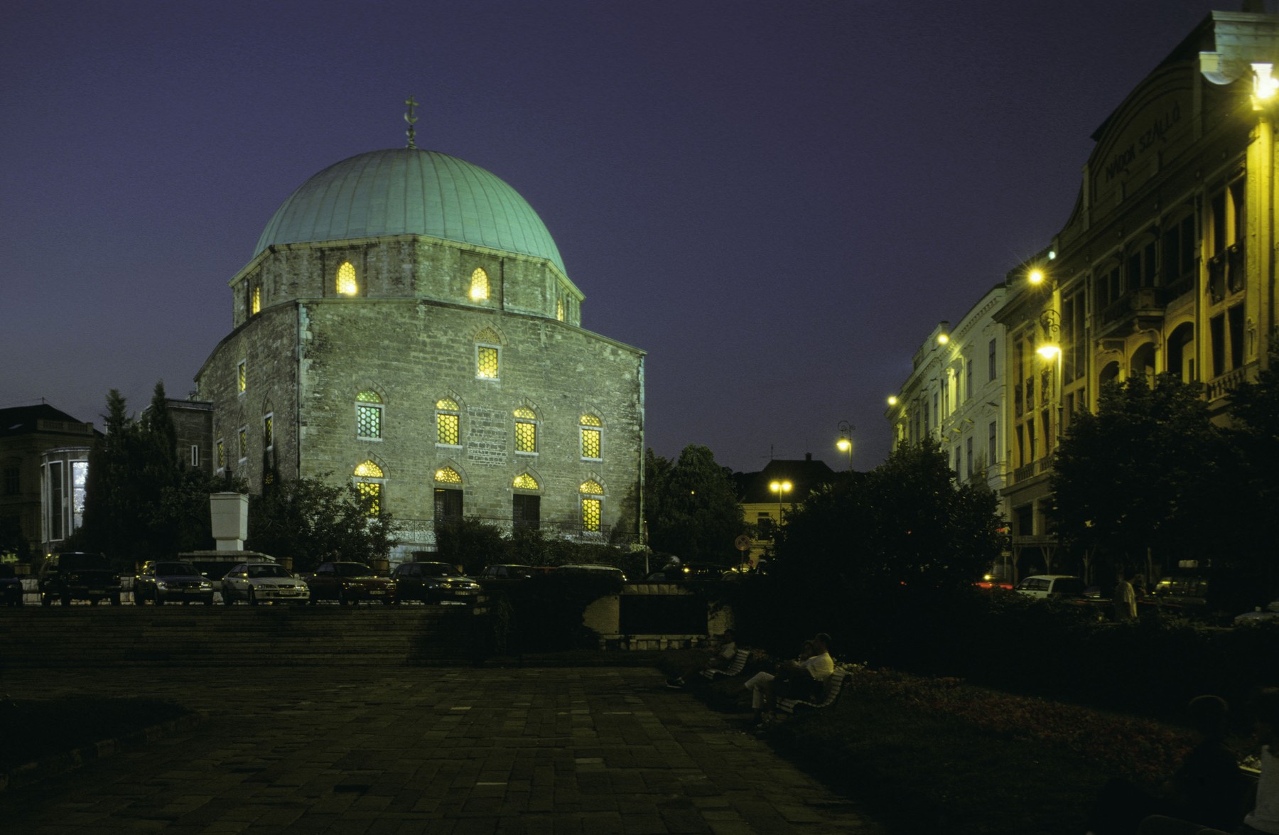 Kvíz: mennyien laknak Baranya megye székhelyén, Pécsett? Nagy lakosságszám játék