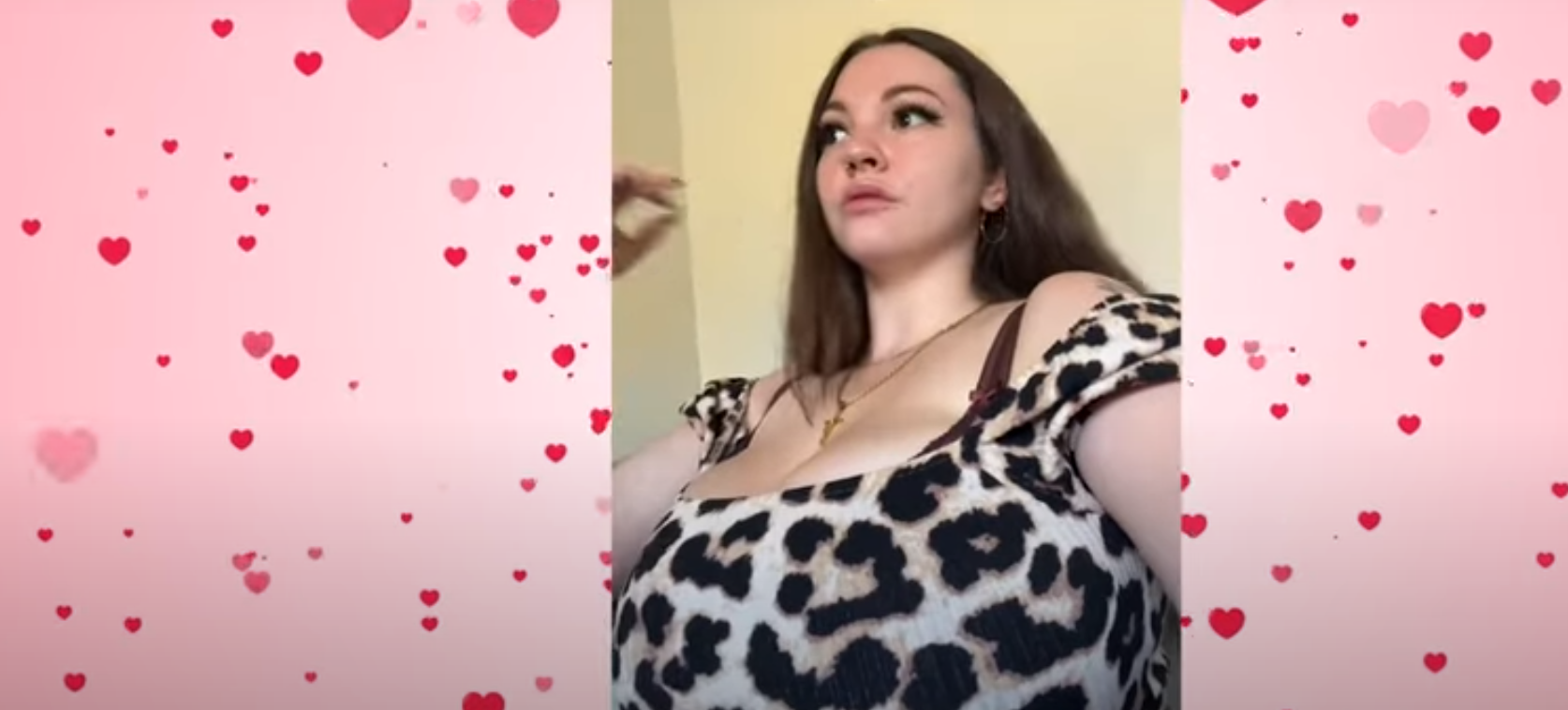 Ennek a nőnek vannak a legnagyobb mellei a világon, gigantikus ciciméretéből gazdagodott meg a modell