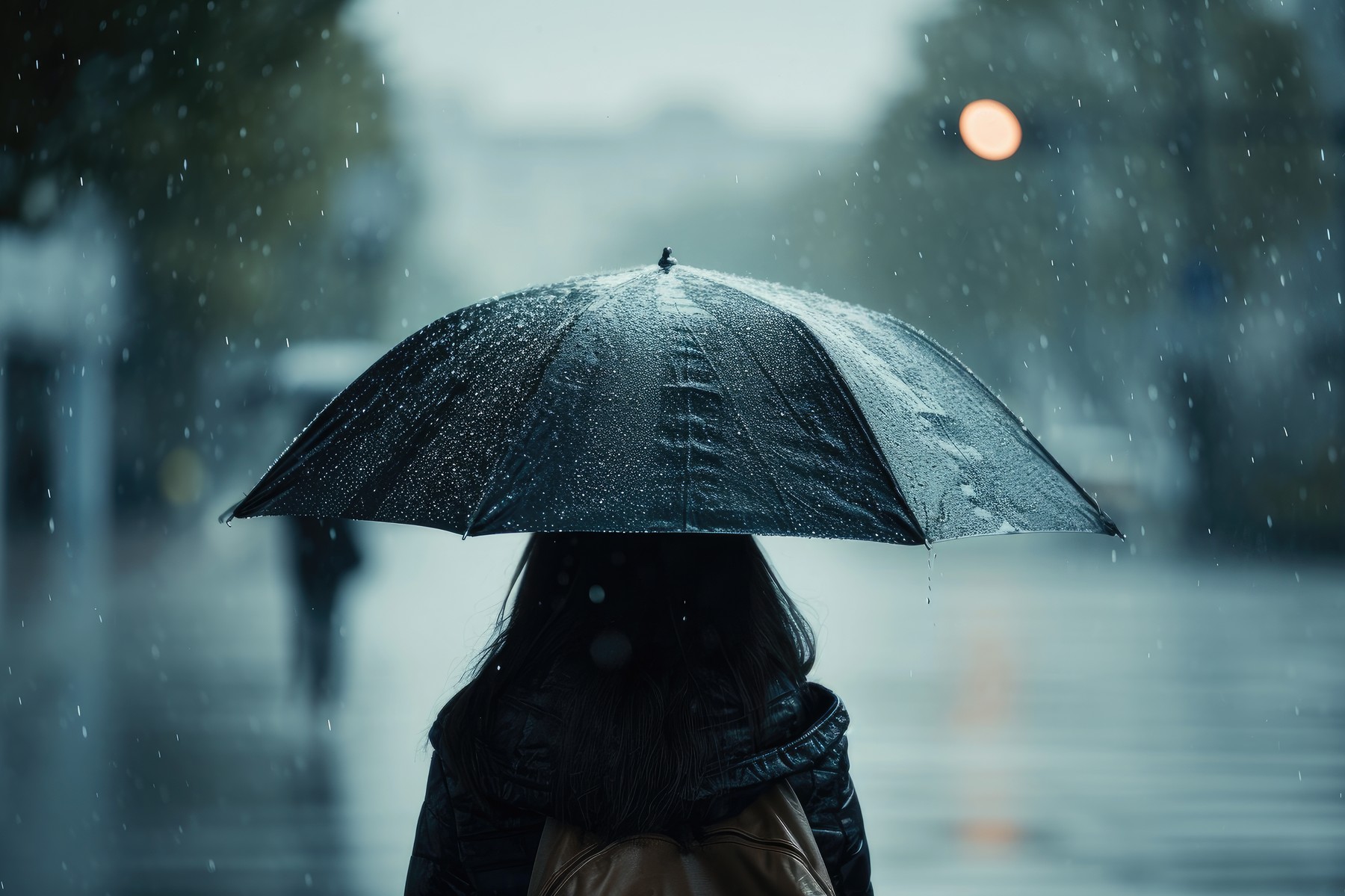 Figyelmeztetnek a meteorológusok: most már biztos elér minket, itt fog először lecsapni