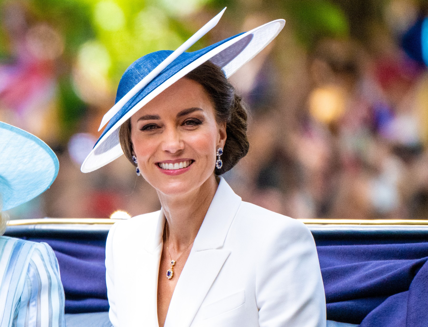 Mégis van remény a rákban szenvedő Katalin hercegné számára: váratlan fordulat vethet véget a királyi családban uralkodó széthúzásnak