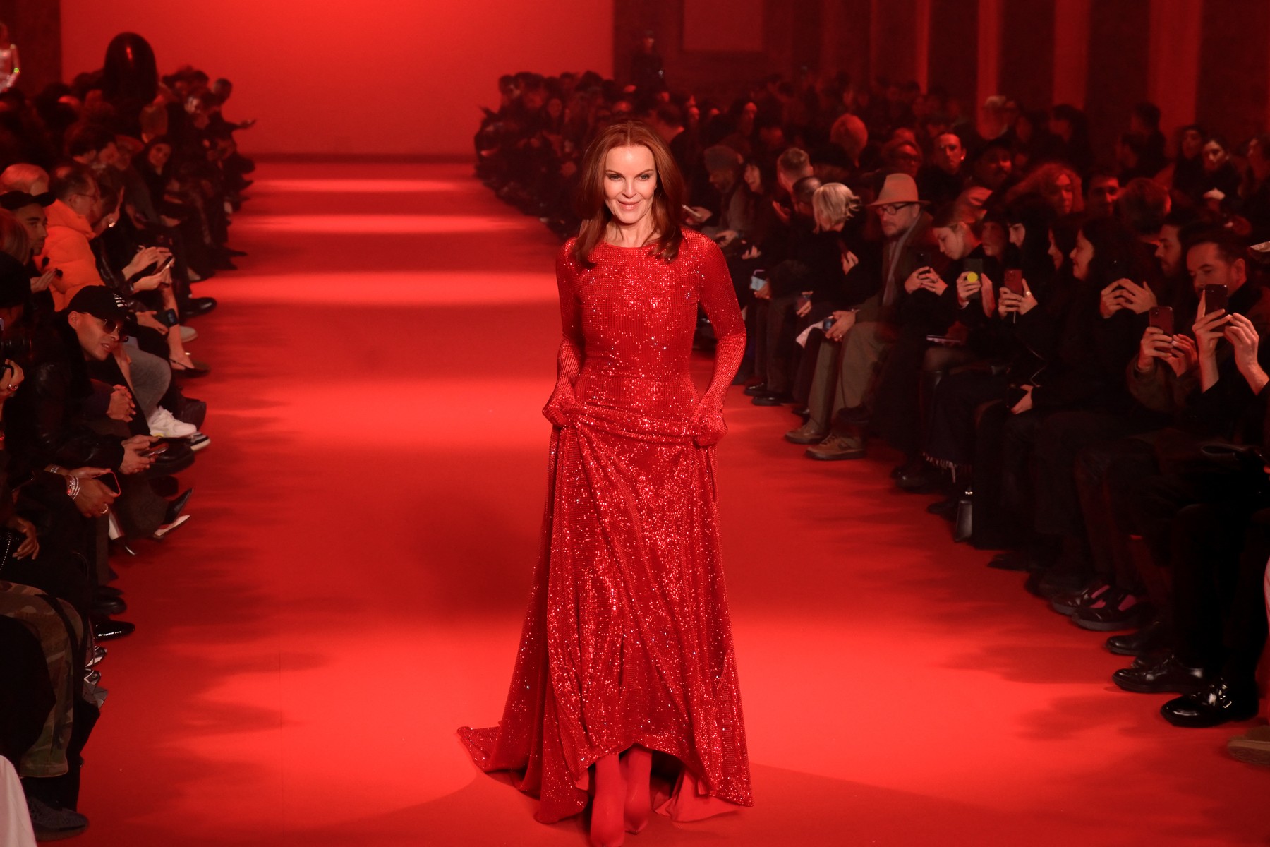 Valami nagyon furcsa dolog törtent a Született feleségek egyik főszereplőjével: mostani a kép es nem értjük - cim