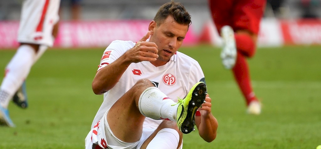 Szalai Adam A Futballisten Egy Csodameccs Elott Eltettek A Focistat Video