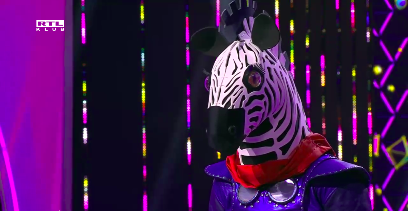 Álarcos énekes A mi kis falunk színésze volt a Zebra Promotions.hu