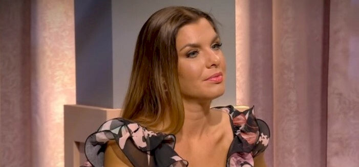 Der Heni Kisfia Meg Meg Sem Szuletett De Maris A Fold Ala Kivanjak A Rosszindulatu Kommentelok
